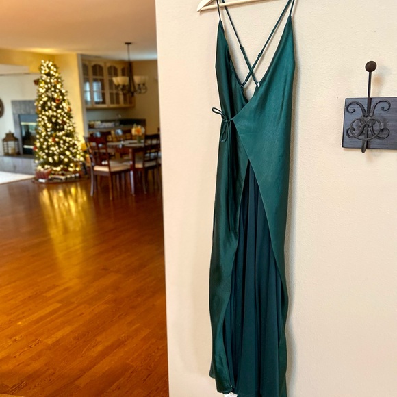 Forest Green Satin Wrap Backless Slip Dress 🌿 - Picture 3 of 16